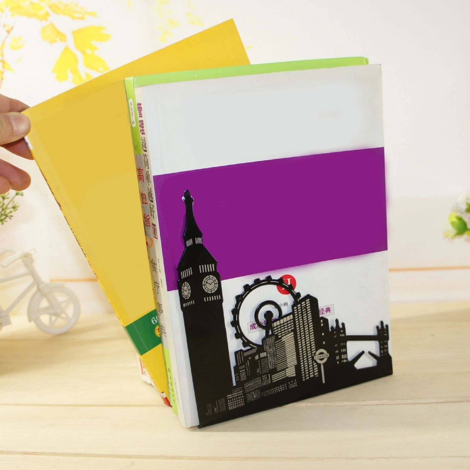 accessoire de bureau serre livre Londres