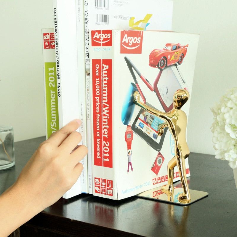 livre en métal homme