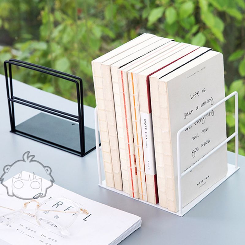 objet décoratif serre livre blanc