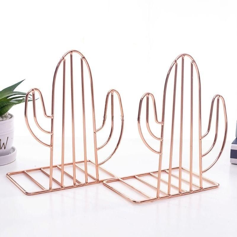 serre livre en forme de cactus