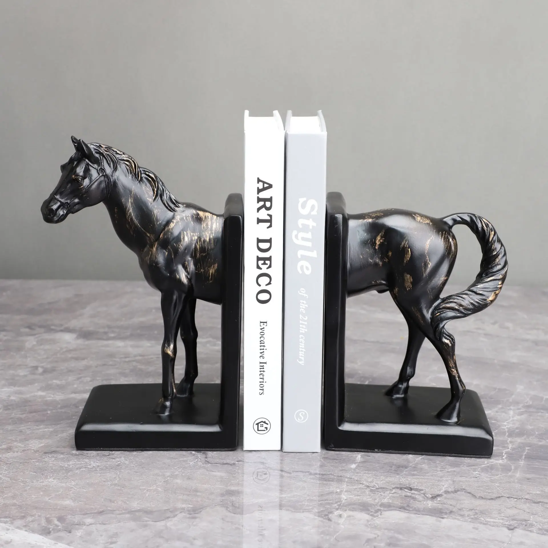 Serre-livres élégant cheval noir – Image 2